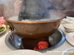 京城烟火超治愈！老北京二荤铺宝藏小馆现炒 烟火满溢拒预制